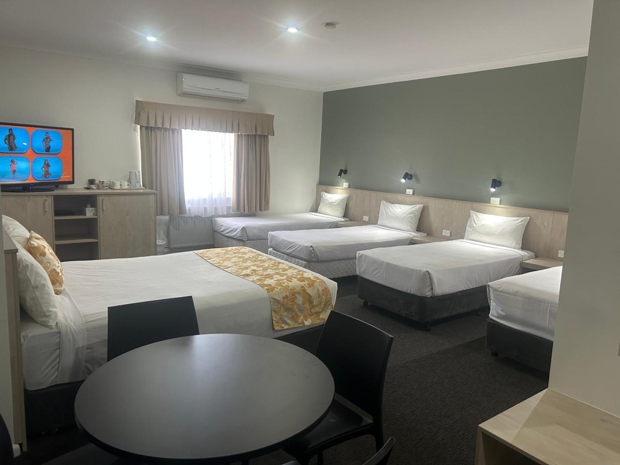Country Lodge Motor Inn Bathurst Dış mekan fotoğraf