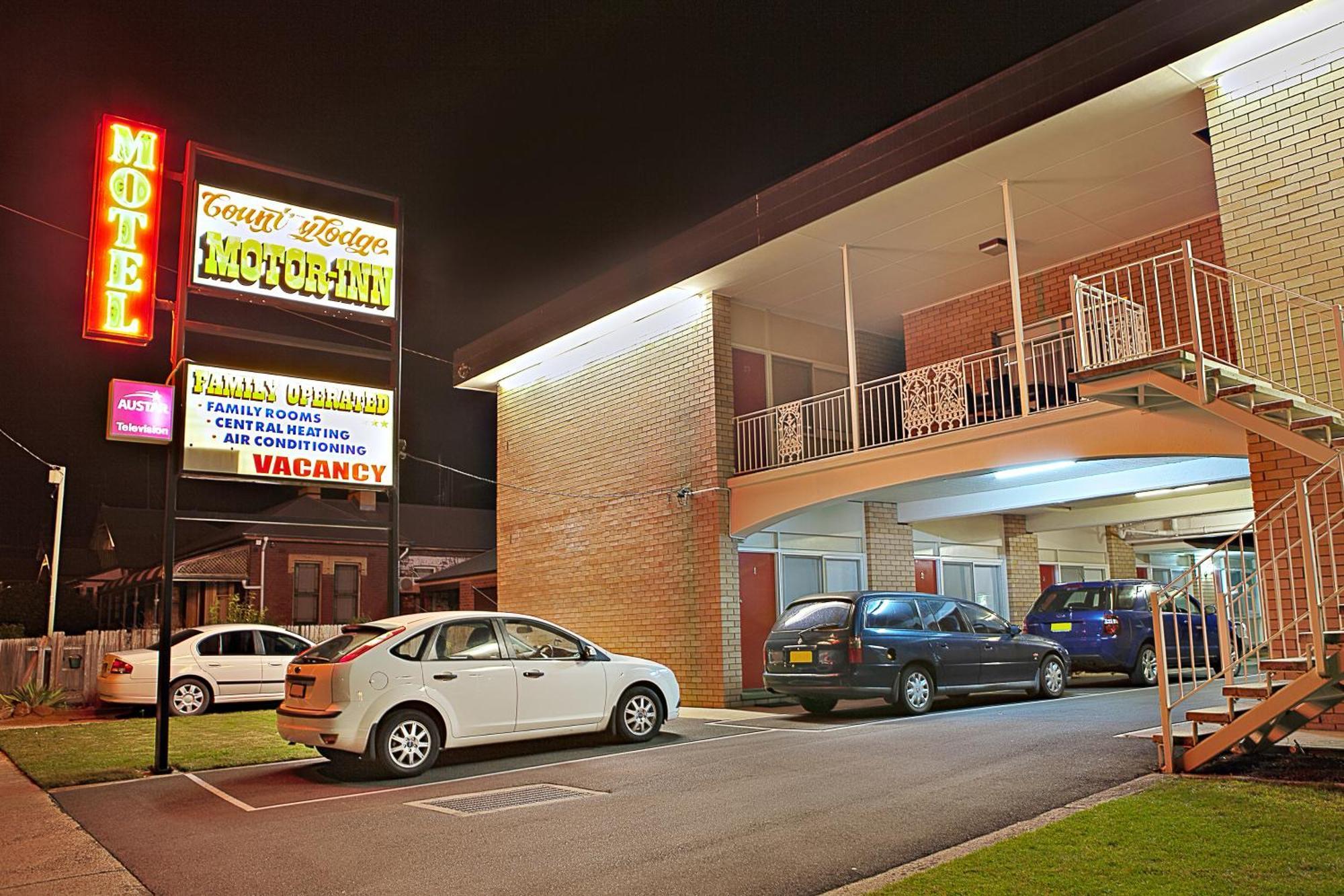 Country Lodge Motor Inn Bathurst Dış mekan fotoğraf