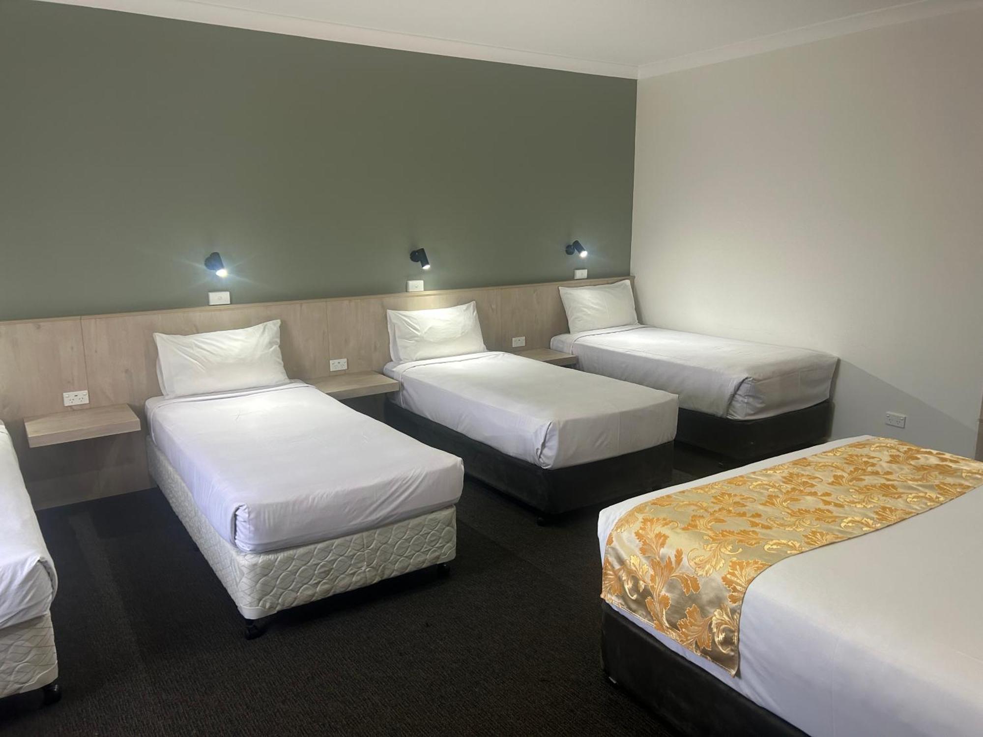 Country Lodge Motor Inn Bathurst Dış mekan fotoğraf