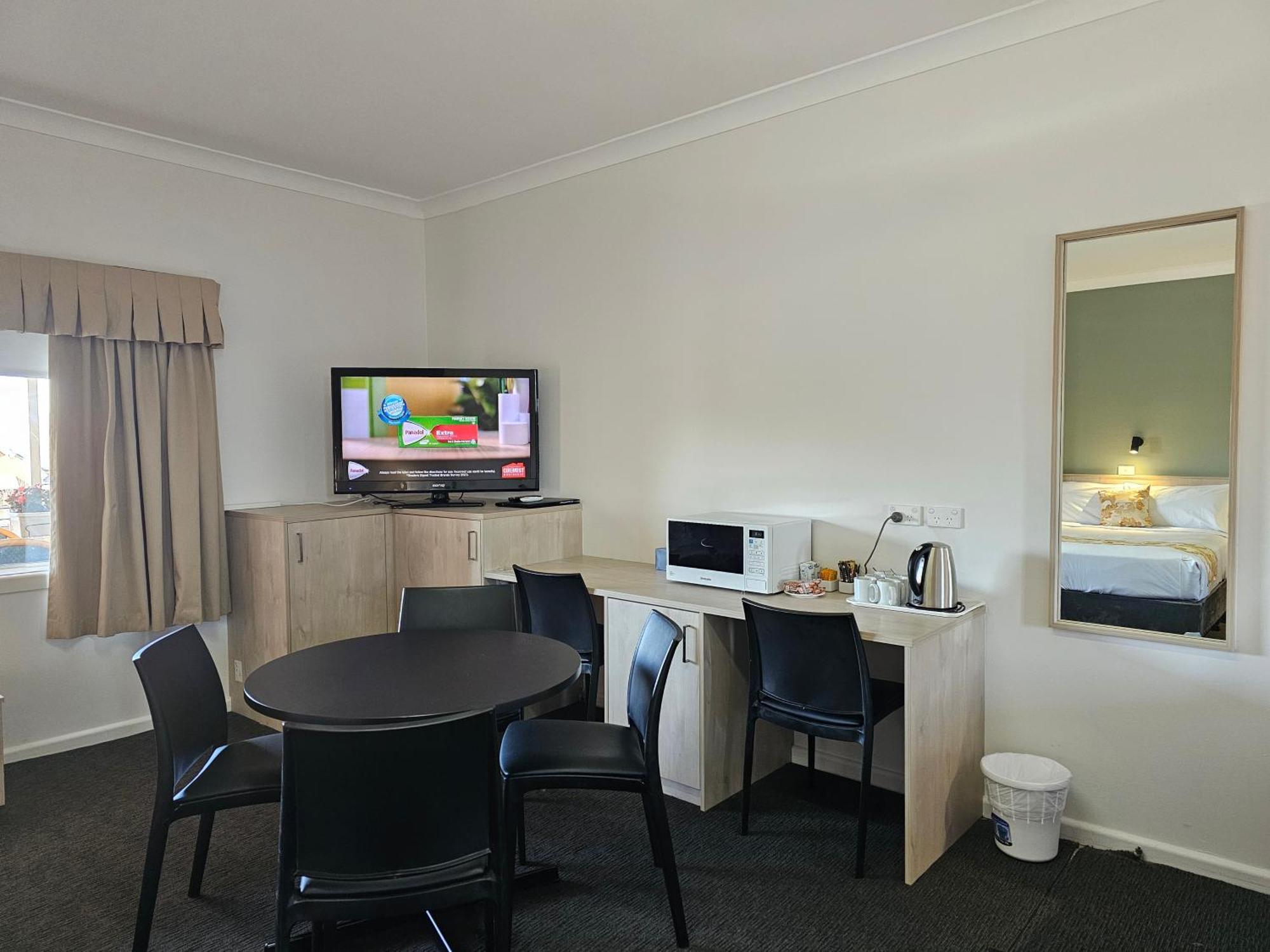 Country Lodge Motor Inn Bathurst Dış mekan fotoğraf