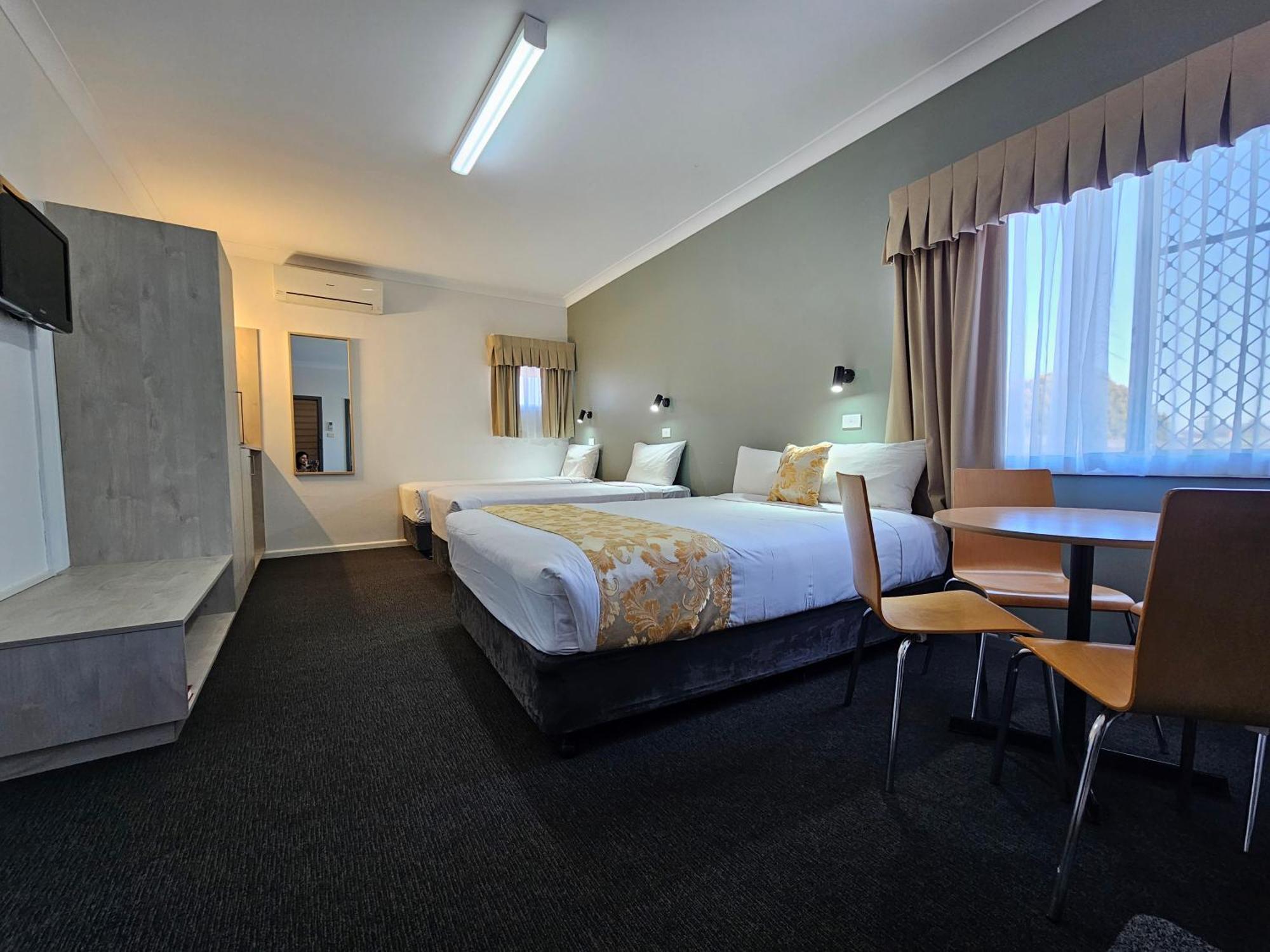 Country Lodge Motor Inn Bathurst Dış mekan fotoğraf