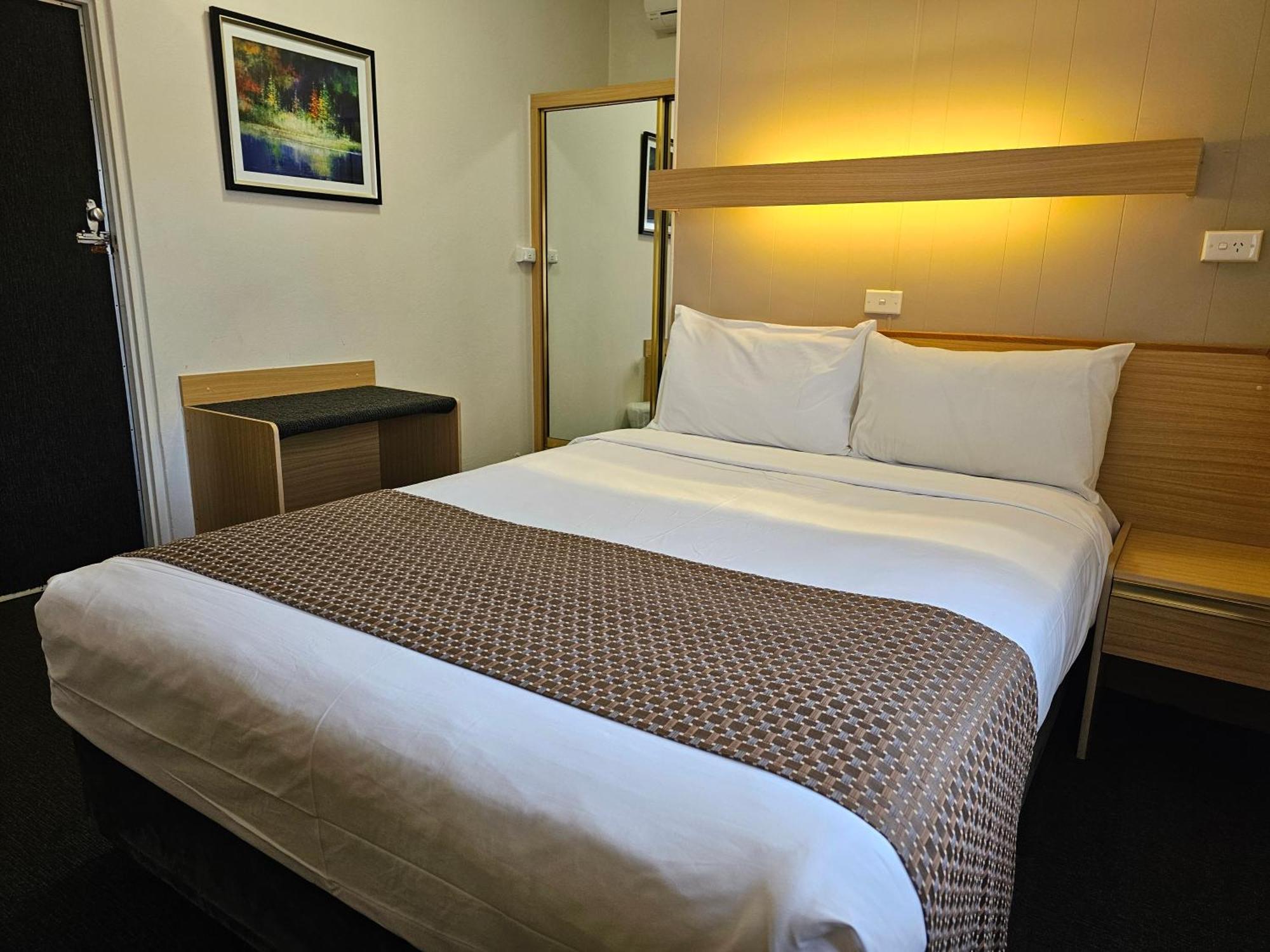 Country Lodge Motor Inn Bathurst Dış mekan fotoğraf